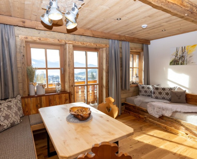 Wohnbereich mit Sitzecke und Daybed